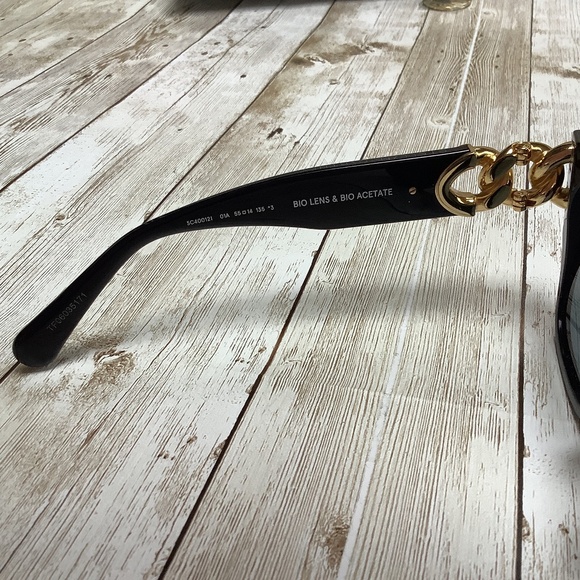 Stella McCartney Falabella Chain Square Flat Sunglasses Black Gold main image 13